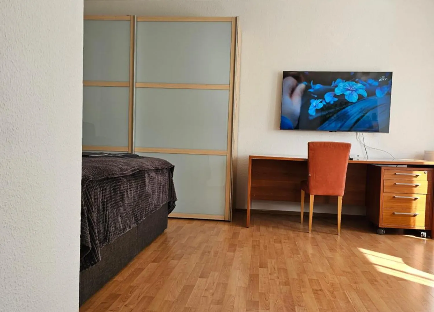City-Close - King Bed & Free Garage 0*, 바이로이트 독일
